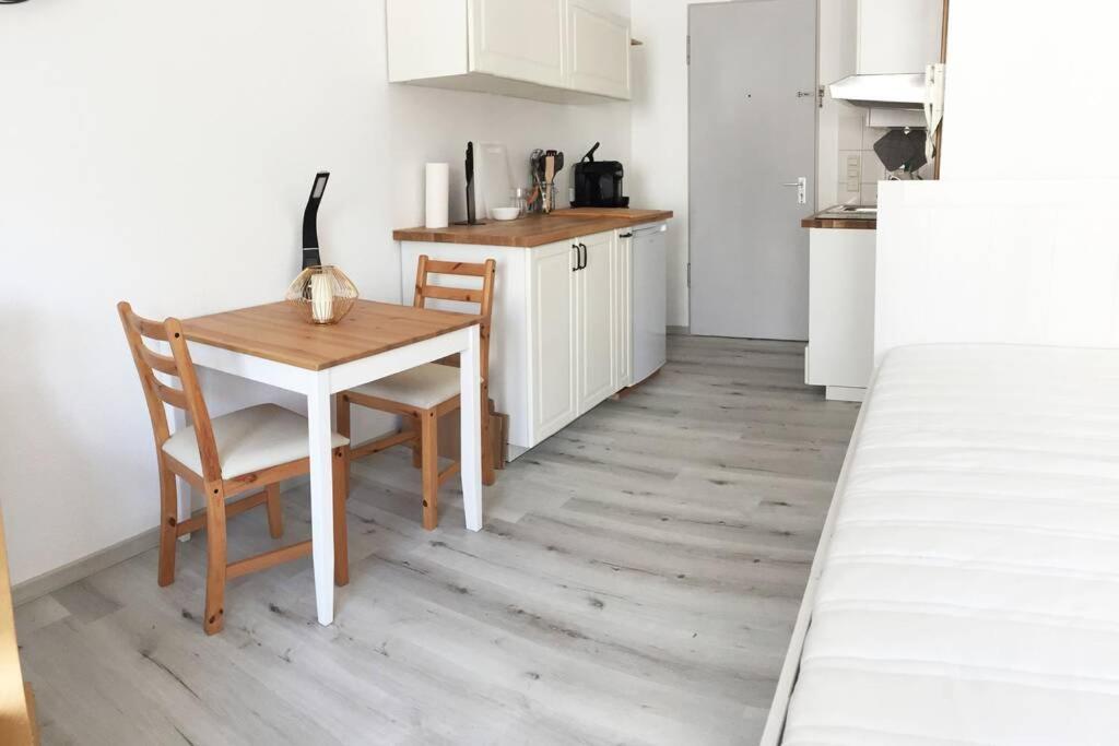 Apartment-Mitten In Konstanz, Gratis Parkplatz & Fahrrader, Netflix Tv מראה חיצוני תמונה